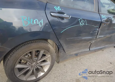 2021 Honda Civic Ex z USA, uszkodzony, nr VIN 19XFC1F39ME000861